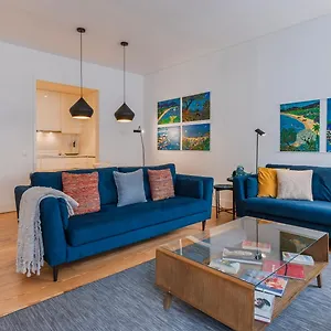 Apartment Downtown By The River By Lovelystay, Lisbon