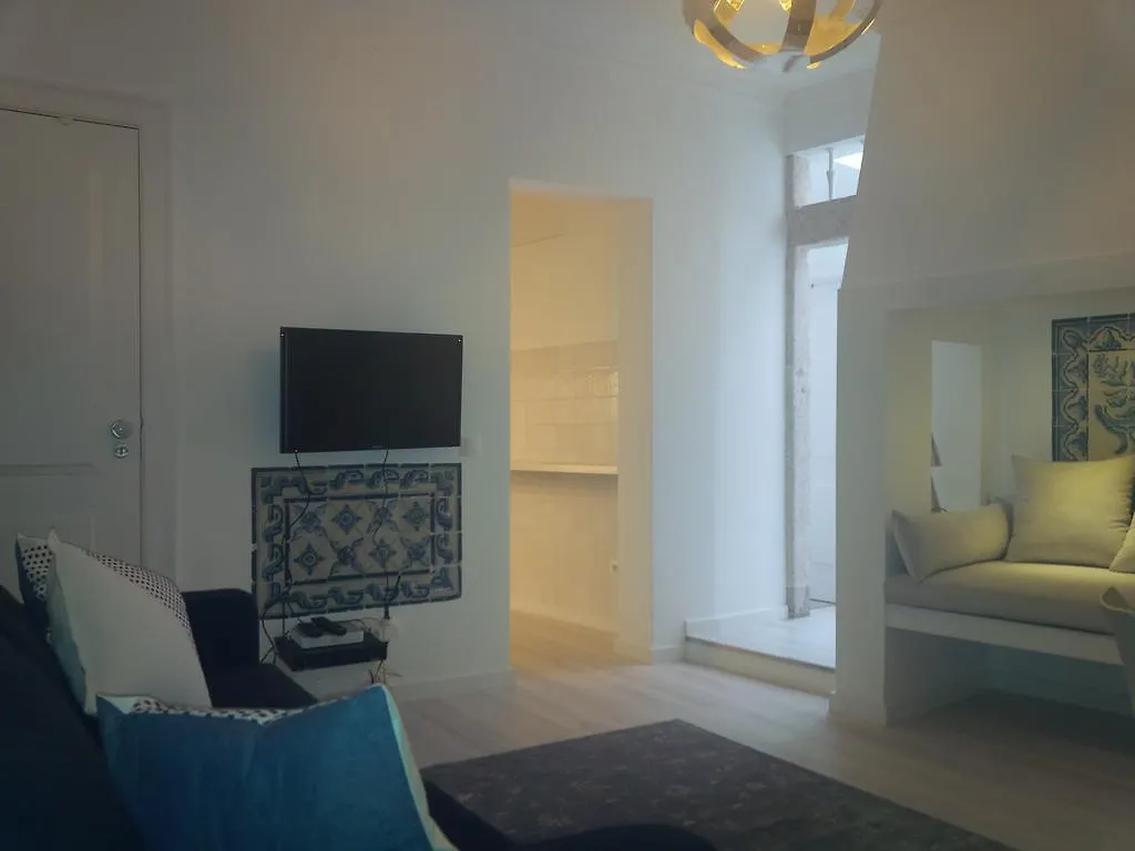Costa Castle Apartment Lisbon
